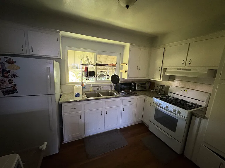 7137 Bellaire Ave — Photo 11
