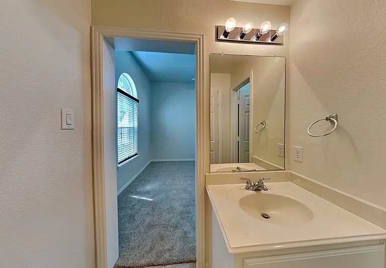 3404 Pilgrim Dr — Photo 18