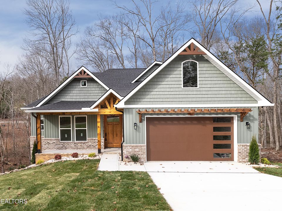 1st image of 324 Nuhya Ln