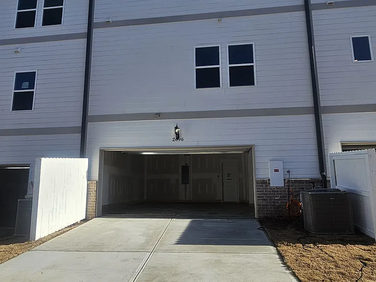 2696 Devon Vale St #2696 — Photo 15