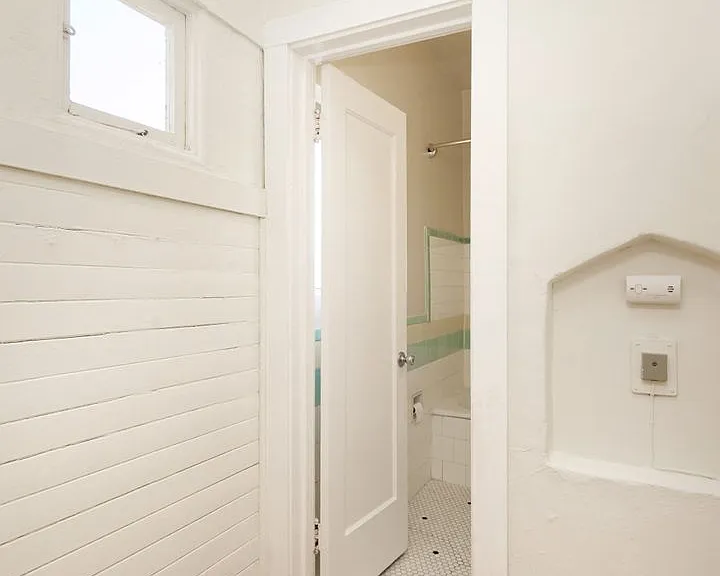 848 Vermont St — Photo 17