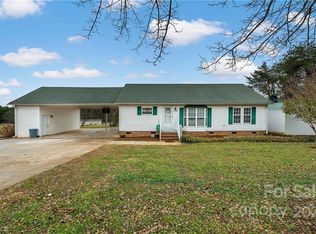 303 Walker Rd, Nebo, NC 28761