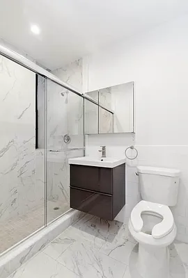 Rented by MOTION New York | media 5