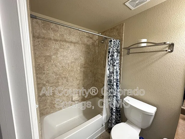 6360 Tranters Creek Way — Photo 30