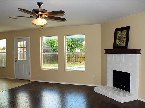 5th image of 1413 Scottsdale Dr