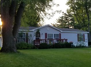 21 Pattie Dr, Oakwood, IL 61858