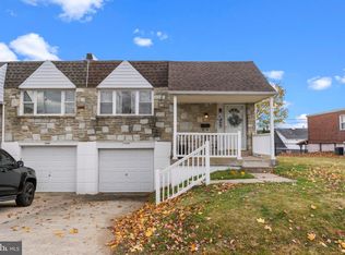 13039 Stevens Rd, Philadelphia, PA 19116