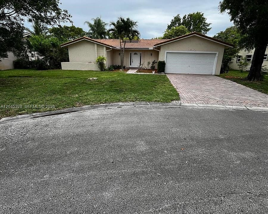 1st image of 11540 NW 40th St