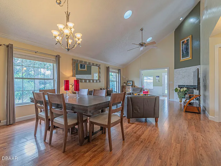 6236 Clover Bend Dr — Photo 12