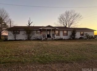5 Pike Ln, Gillett, AR 72055