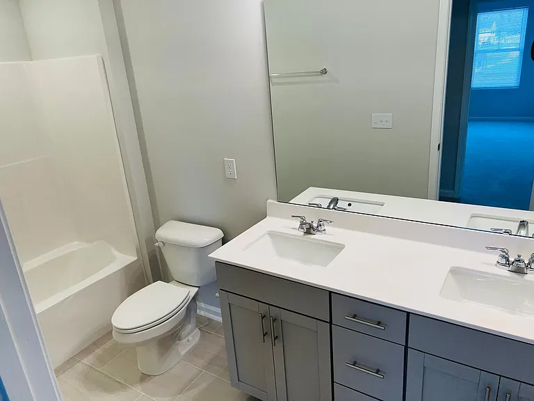 1009 Aberleigh Ln — Photo 17