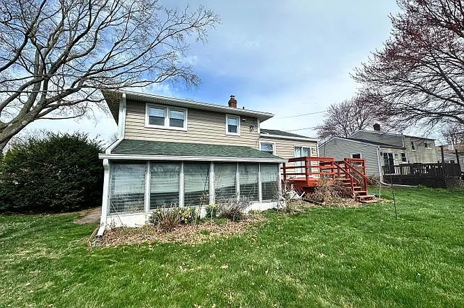 545 Poplar St — Photo 4