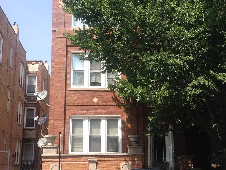 2534 W Augusta Blvd — Photo 12