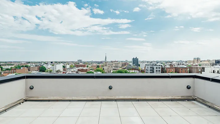 Rented by Nooklyn NYC LLC | media 43