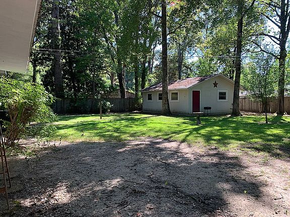 Full fence around back yard