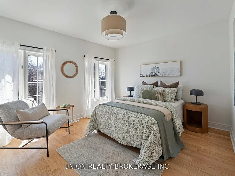 59D Woodbine Ave — Photo 32