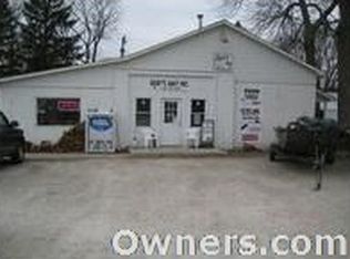 103 Merchants St, Essex, IL 60935