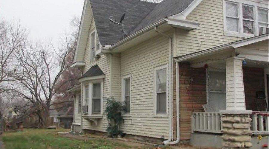 2nd image of 412 White Ave