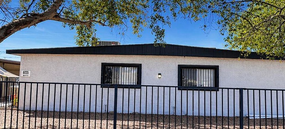 1st image of 6725 W PALMAIRE Avenue