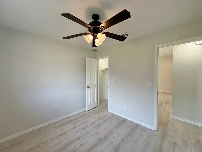 3705 Foxglove Ln — Photo 23