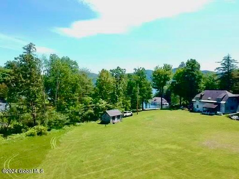 2nd image of 3888 Lake Shore Drive Lot 3