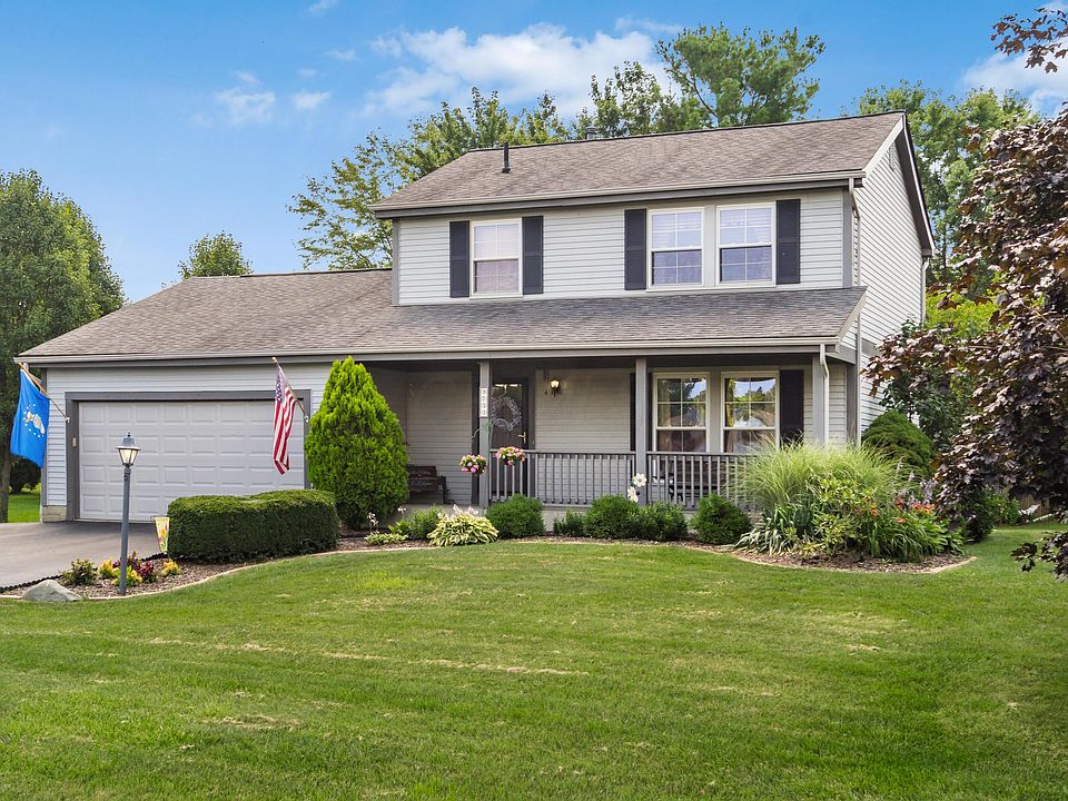 1st image of 9733 Meadow Wood Dr