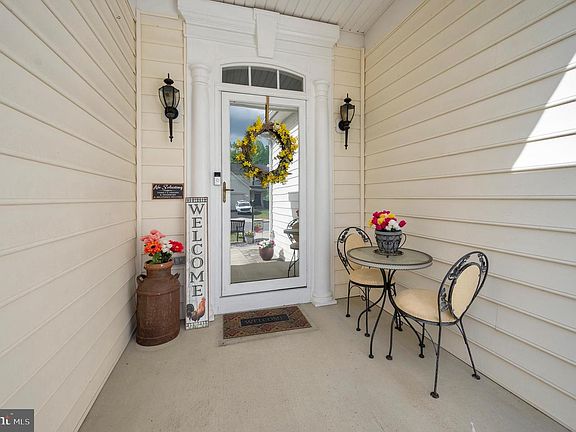 4th image of 6117 McCarthy Dr