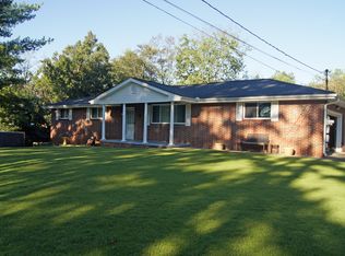 1037 N Sanctuary Rd, Chattanooga, TN 37421