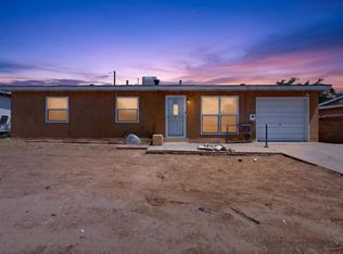 1004 Maxine St NE, Albuquerque, NM 87112
