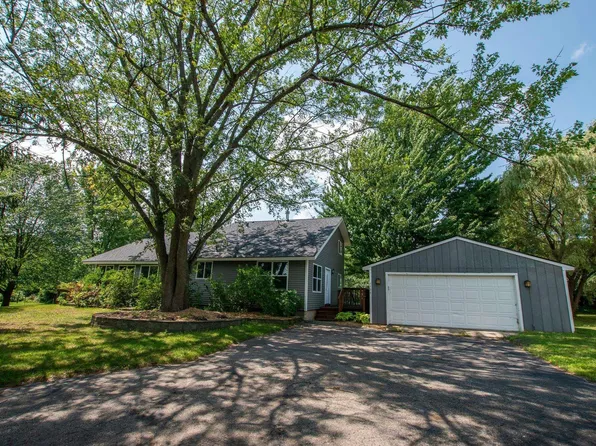 5994 Marilyn Ct, Traverse City, MI 49685