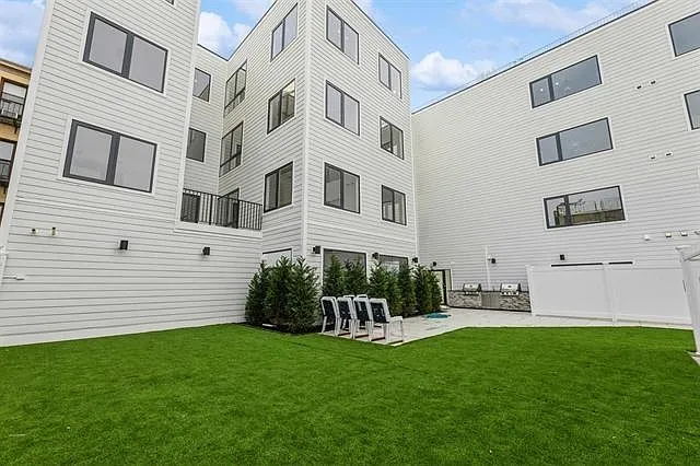 139 Brunswick St #202 — Photo 7