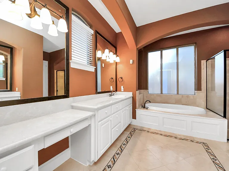 1807 Ravenel Ln — Photo 25