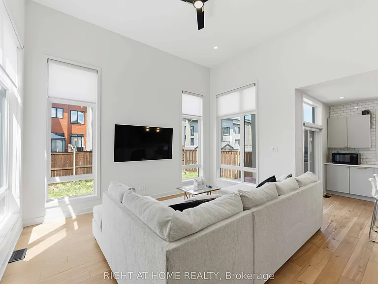 289 Mount Nebo Way — Photo 11