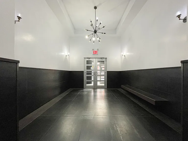 200 E 26th St #3D — Photo 3
