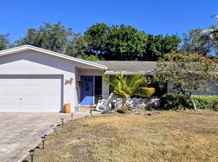 7715 Saint Andrews Rd, Lake Worth, FL 33467