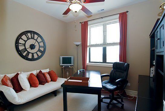 5th image of 2911 N Western Ave APT 507