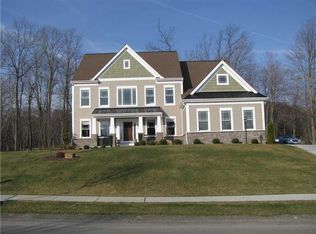 251 Strawberry Cir, Cranberry Twp, PA 16066