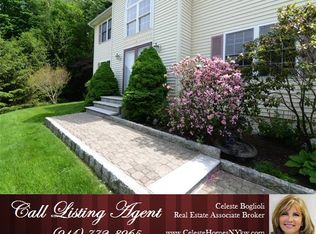 9 Drake Ln, White Plains, NY 10607