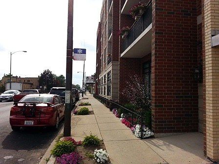 2nd image of 6444 W Belmont Ave APT 202
