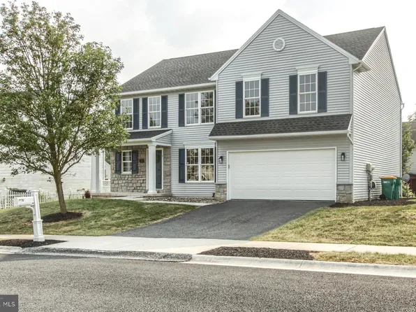 3 Memory Ln, Enola, PA 17025