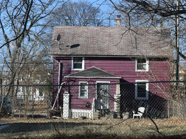 3217 North 12th STREET, Milwaukee, WI 53206