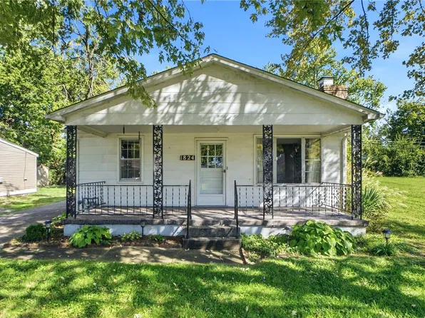 1824 Burrowes Blvd, Fairborn, OH 45324