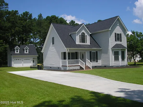 3357 Mobleys Bridge Road, Grimesland, NC 27837