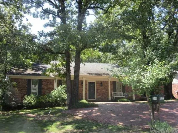 2709 Grist Mill Rd, Little Rock, AR 72227