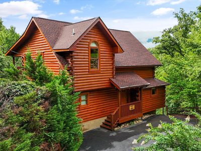 616 Deer Path Ln, Gatlinburg, TN, 37738