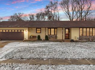 2864 Briarwood Dr, Saginaw, MI 48601