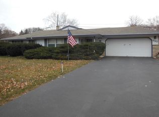 630 W Wilson Dr, Brookfield, WI 53005