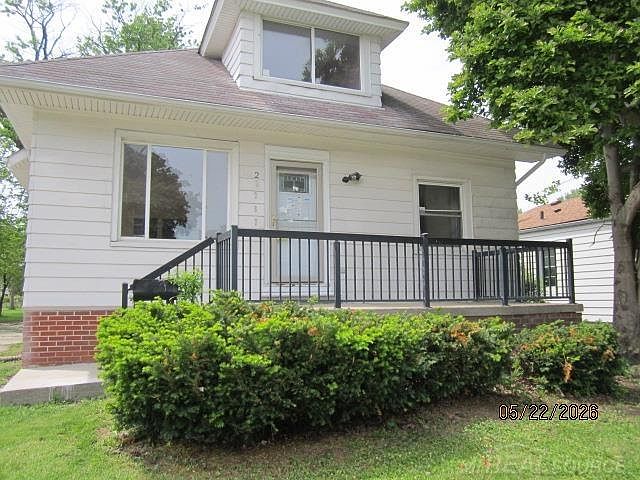 1st image of 22767 Hayes Ave