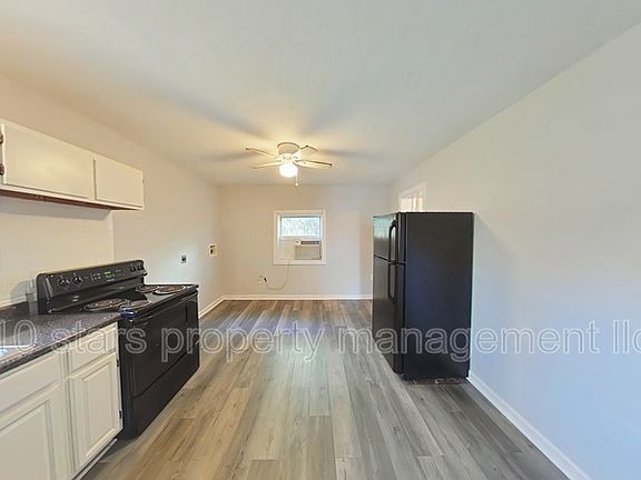 5th image of 1438 San Juan Ct APT B