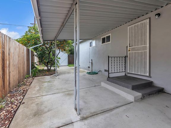4th image of 1212 Mckinley Street